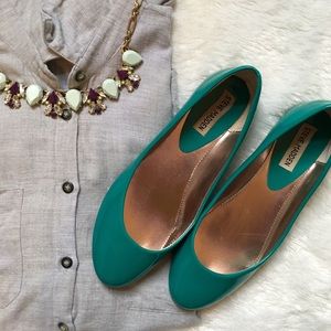 Steve Madden Teal Patent Flats