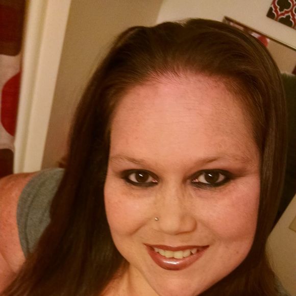 Meet your Posher, Amber - Picture 1 of 1