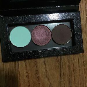 Morphe Shadows in Z Palette