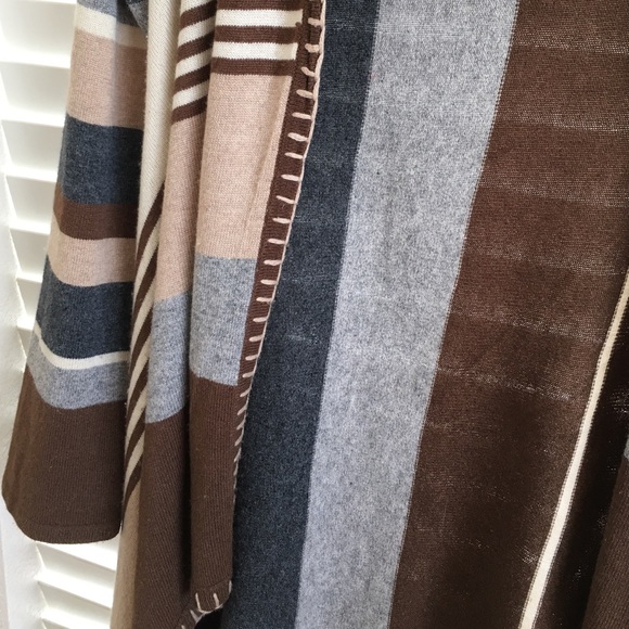 Wrap - Picture 3 of 4