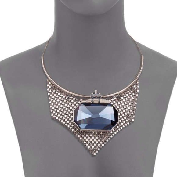 🔴SOLD🔴Swarovski authentic supreme necklace