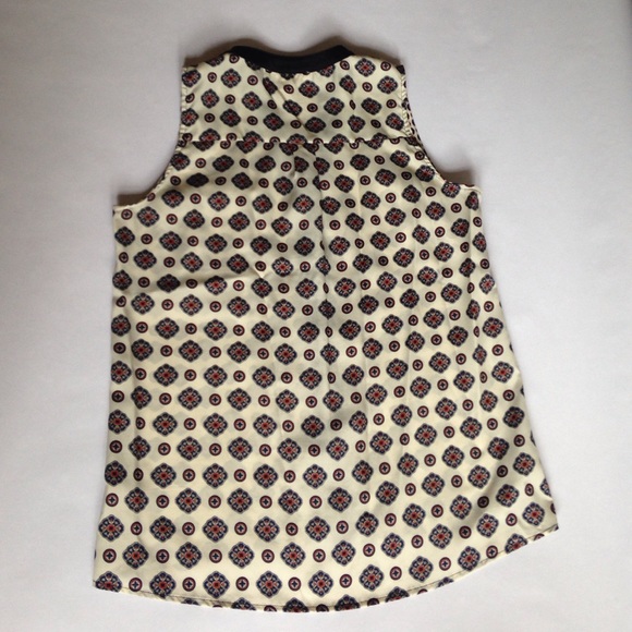 Navy and cream foulard geometric patterned top - Picture 4 of 4