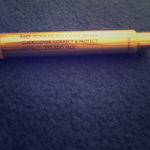 MILANI HD Advanced Concealer Eye Face