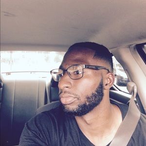 Meet your Posher, Alieu