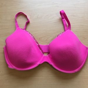 Victoria's Secret pink ruffled bra 34DD
