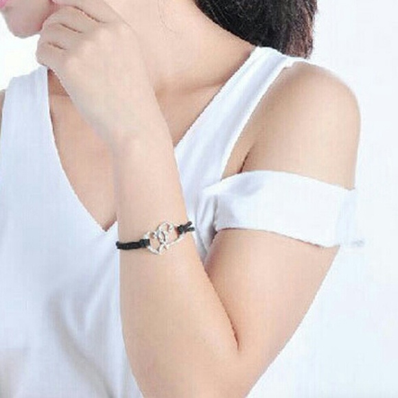 Jewelry SILVER DOUBLE HEART BLACK LEATHER BRACELET - Picture 2 of 5