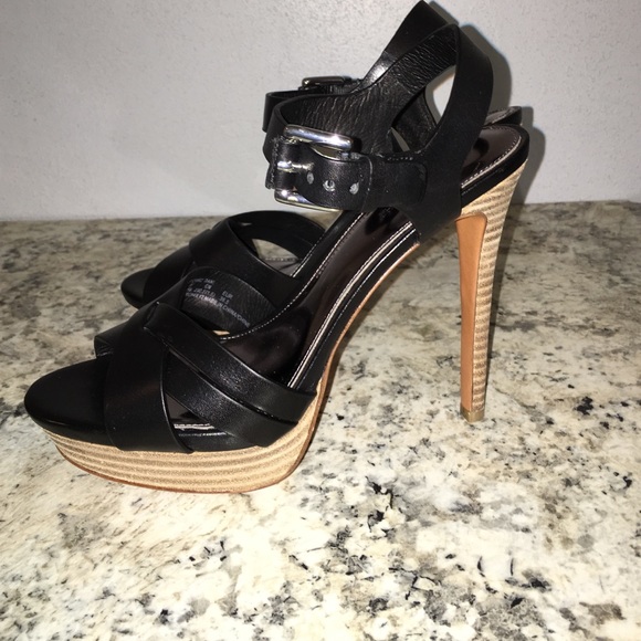 Black leather coach strapy platform heels - Picture 2 of 4