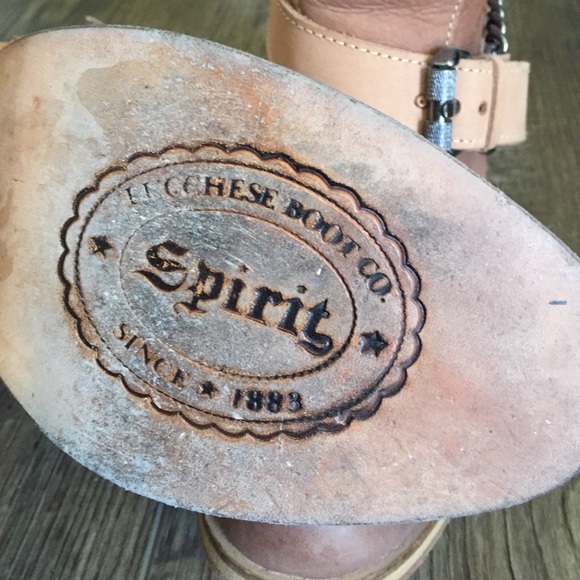 👢SPIRIT Two-Tone Leather Boots 👢 - Picture 3 of 4