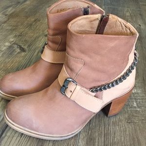 👢SPIRIT Two-Tone Leather Boots 👢