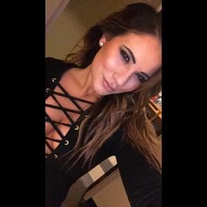 Meet your Posher, Shaina