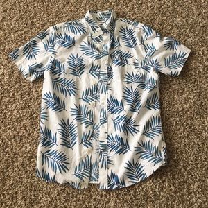 Men's collard shirt