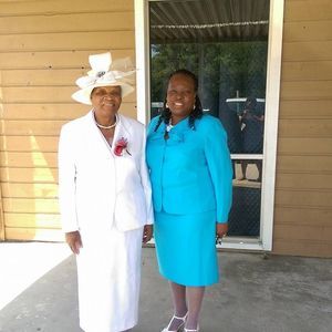 Meet your Posher, Annie