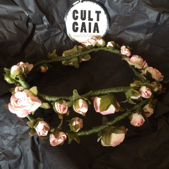 Cult Gaia Venus Crown - Picture 3 of 4