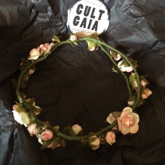 Cult Gaia Venus Crown - Picture 4 of 4