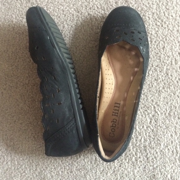 Cobb hill black flats