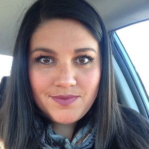 Meet your Posher, Marisa