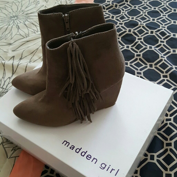 Beautiful fringe booties
