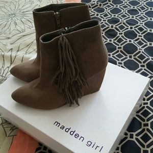 Beautiful fringe booties