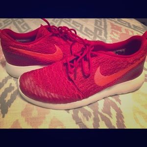 BRAND NEW | Custom Nike Roshe's | Women's Size 8