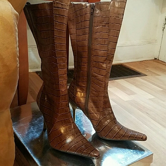 Steve Madden Genuine leather croc style boots