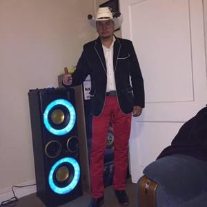 Meet your Posher, Enrique