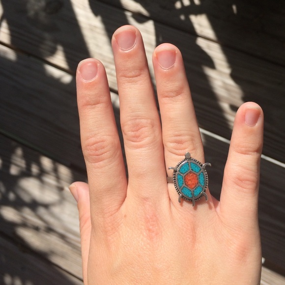 Turquoise and coral turtle ring - size 7 🐢