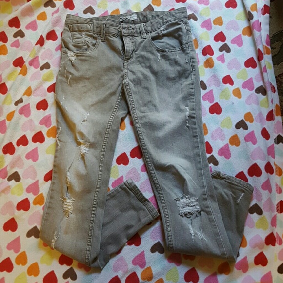 DISTRESSED FREE PEOPLE SKINNY JEANS