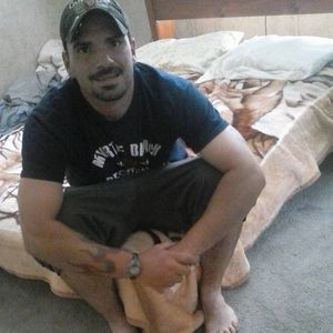 Meet your Posher, Travis