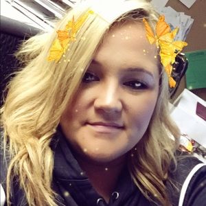 Meet your Posher, Ashley