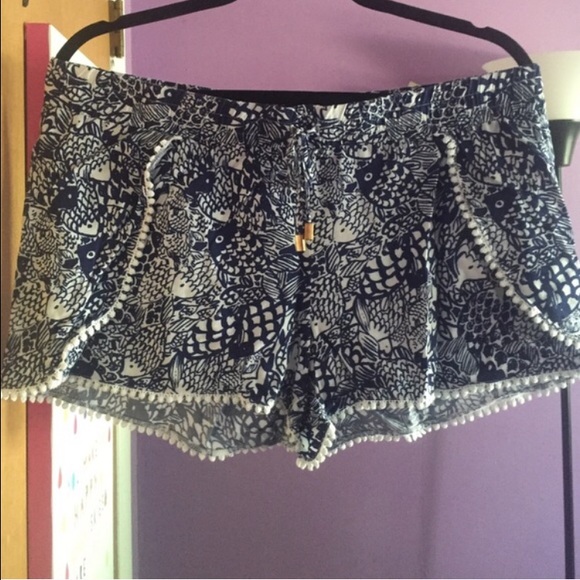 Lilly for Target navy and white shorts
