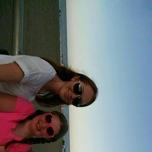 Meet your Posher, Tara