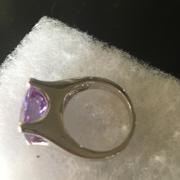 ❌❌SOLD❌❌Sterling silver ring - Picture 3 of 5