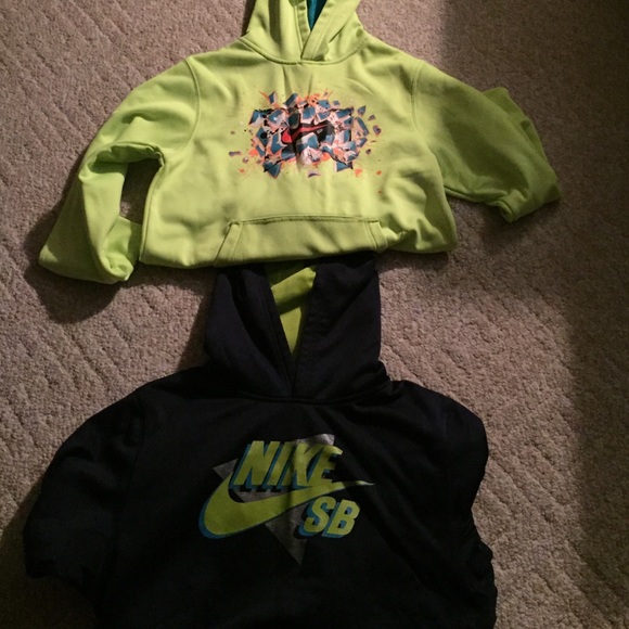 Nike Sweatshirt Bundle