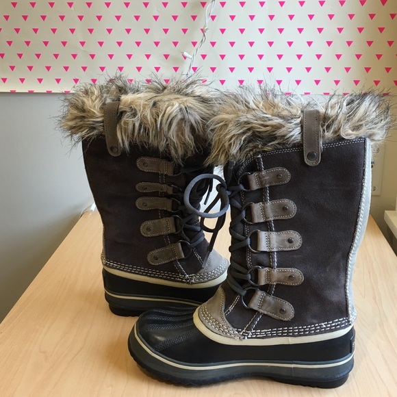 SOREL Joan of Arctic snow boots sz 7