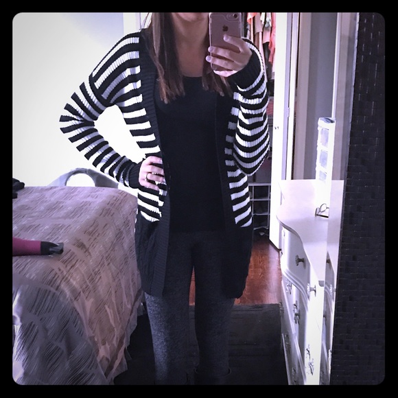 ❌SOLD❌Express black and white striped cardigan