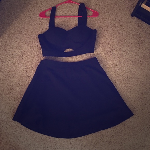 Forever 21 too and skirt set