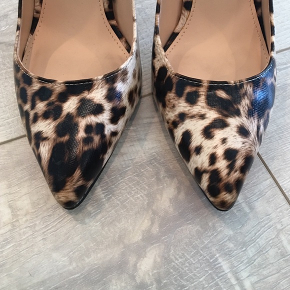Leopard stilettos - Picture 2 of 4