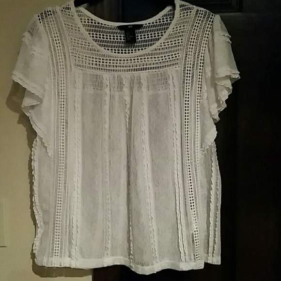 H&M Tops - White lace top
