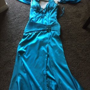 Prom dress worn once
