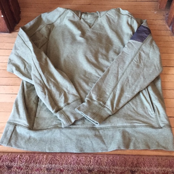 Green Lululemon sweatshirt