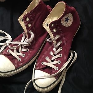 High top maroon converse