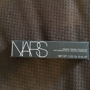 NARS Radiant Creamy Concealer in Chantilly