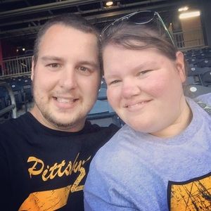 Meet your Posher, Clarissa