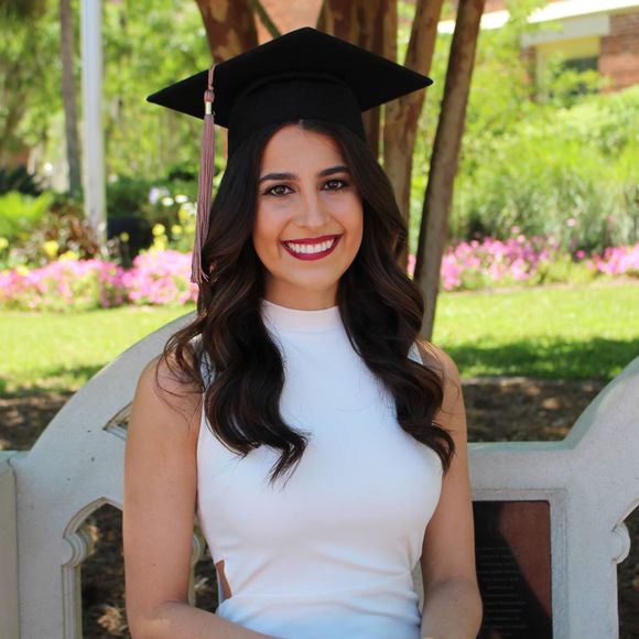 Meet your Posher, Karina