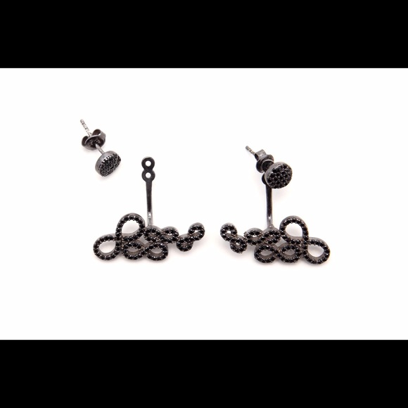 Black infinity Ear Jacket