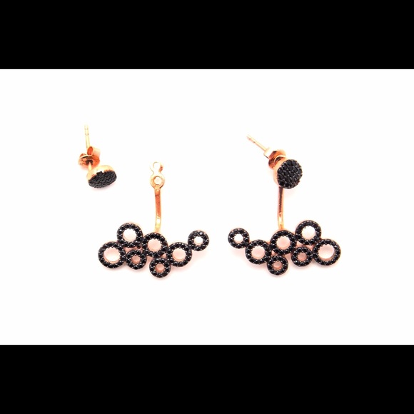 Black Circle Ear Jacket - Picture 1 of 1