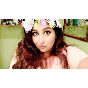 Meet your Posher, Melida