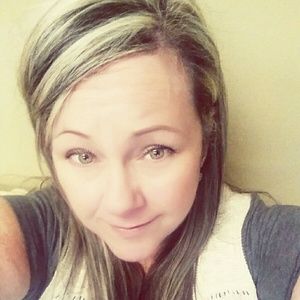 Meet your Posher, Rae