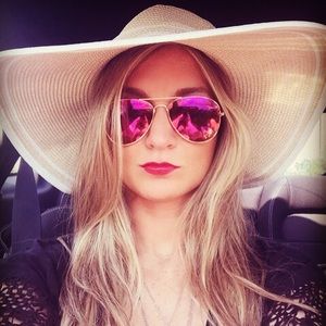 Meet your Posher, Amanda