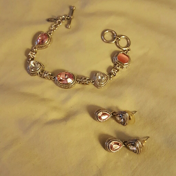Bracelet/earrings